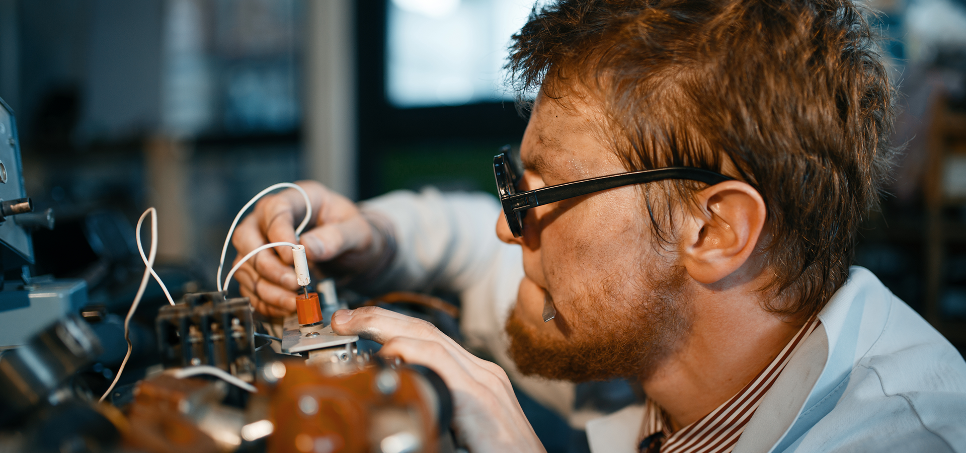 scientist-prototyping-img-01